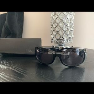 Fendi sunglasses 🕶